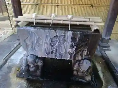 溝口神社の手水舎