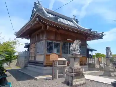白髭神社の{uncategorized: "未分類", other: "その他", undefined: "問題あり", building: "その他建物", grave: "お墓", sacred_gate: "鳥居", guardian: "狛犬", statue: "像", buddha: "仏像", history: "歴史", nature: "自然", garden: "庭園", animal: "動物", pagoda: "塔", temizu: "手水舎", mountain_gate: "山門・神門", sanctuary: "本殿・本堂", subordinate: "末社・摂社", art: "芸術", scenery: "景色", jizo: "地蔵", ema: "絵馬", goshuin: "御朱印", omikuji: "おみくじ", items: "授与品その他", amulet: "お守り", goshuincho: "御朱印帳", eats: "食事", festival: "お祭り", votive_dance: "神楽", shichigosan: "七五三参", wedding: "結婚式", experience: "体験その他", initially: "初詣", around: "周辺", anti_infection: "感染症対策"}