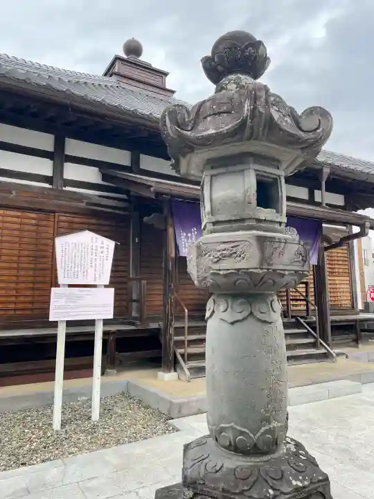 成田山 薬師堂(旧本堂)の{uncategorized: "未分類", other: "その他", undefined: "問題あり", building: "その他建物", grave: "お墓", sacred_gate: "鳥居", guardian: "狛犬", statue: "像", buddha: "仏像", history: "歴史", nature: "自然", garden: "庭園", animal: "動物", pagoda: "塔", temizu: "手水舎", mountain_gate: "山門・神門", sanctuary: "本殿・本堂", subordinate: "末社・摂社", art: "芸術", scenery: "景色", jizo: "地蔵", ema: "絵馬", goshuin: "御朱印", omikuji: "おみくじ", items: "授与品その他", amulet: "お守り", goshuincho: "御朱印帳", eats: "食事", festival: "お祭り", votive_dance: "神楽", shichigosan: "七五三参", wedding: "結婚式", experience: "体験その他", initially: "初詣", around: "周辺", anti_infection: "感染症対策"}