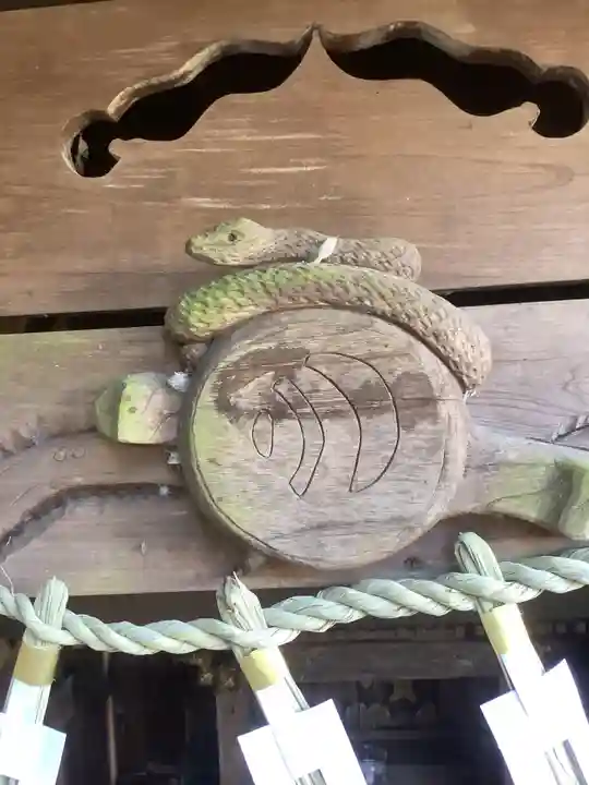 東谷山白龍大明神の狛犬