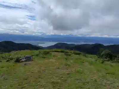 霧ヶ峰薙鎌神社の景色