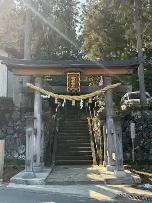 中野神社の{uncategorized: "未分類", other: "その他", undefined: "問題あり", building: "その他建物", grave: "お墓", sacred_gate: "鳥居", guardian: "狛犬", statue: "像", buddha: "仏像", history: "歴史", nature: "自然", garden: "庭園", animal: "動物", pagoda: "塔", temizu: "手水舎", mountain_gate: "山門・神門", sanctuary: "本殿・本堂", subordinate: "末社・摂社", art: "芸術", scenery: "景色", jizo: "地蔵", ema: "絵馬", goshuin: "御朱印", omikuji: "おみくじ", items: "授与品その他", amulet: "お守り", goshuincho: "御朱印帳", eats: "食事", festival: "お祭り", votive_dance: "神楽", shichigosan: "七五三参", wedding: "結婚式", experience: "体験その他", initially: "初詣", around: "周辺", anti_infection: "感染症対策"}