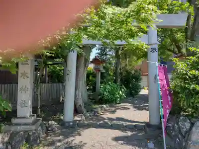 世木神社の鳥居
