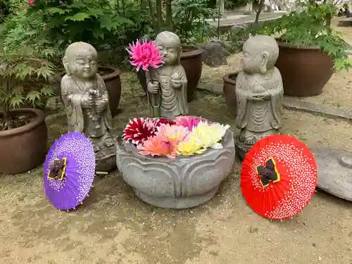 岡寺（龍蓋寺）の地蔵