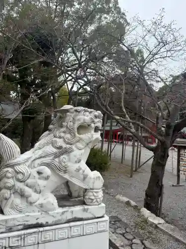 近江神宮の{uncategorized: "未分類", other: "その他", undefined: "問題あり", building: "その他建物", grave: "お墓", sacred_gate: "鳥居", guardian: "狛犬", statue: "像", buddha: "仏像", history: "歴史", nature: "自然", garden: "庭園", animal: "動物", pagoda: "塔", temizu: "手水舎", mountain_gate: "山門・神門", sanctuary: "本殿・本堂", subordinate: "末社・摂社", art: "芸術", scenery: "景色", jizo: "地蔵", ema: "絵馬", goshuin: "御朱印", omikuji: "おみくじ", items: "授与品その他", amulet: "お守り", goshuincho: "御朱印帳", eats: "食事", festival: "お祭り", votive_dance: "神楽", shichigosan: "七五三参", wedding: "結婚式", experience: "体験その他", initially: "初詣", around: "周辺", anti_infection: "感染症対策"}