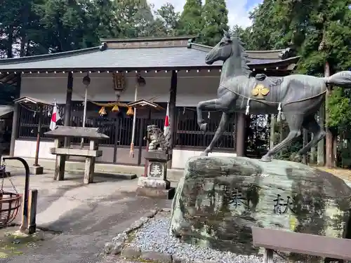 縣主神社の本殿