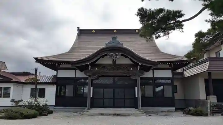 教覚寺の本殿・本堂