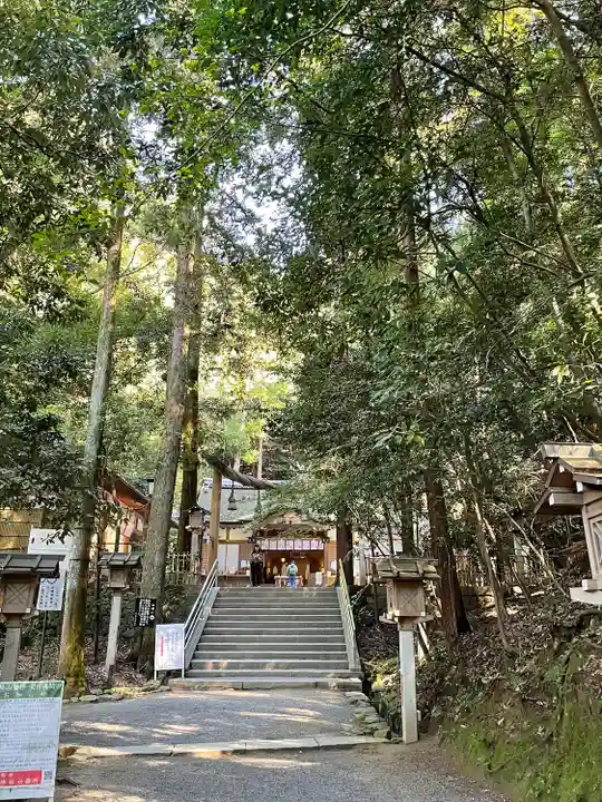 狭井坐大神荒魂神社(狭井神社)(奈良県)