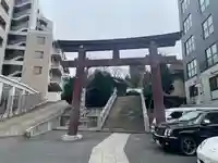 白金氷川神社の鳥居