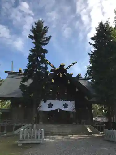 上川神社の本殿