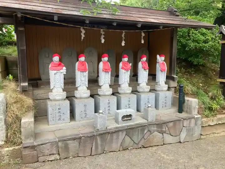 興禅寺の{uncategorized: "未分類", other: "その他", undefined: "問題あり", building: "その他建物", grave: "お墓", sacred_gate: "鳥居", guardian: "狛犬", statue: "像", buddha: "仏像", history: "歴史", nature: "自然", garden: "庭園", animal: "動物", pagoda: "塔", temizu: "手水舎", mountain_gate: "山門・神門", sanctuary: "本殿・本堂", subordinate: "末社・摂社", art: "芸術", scenery: "景色", jizo: "地蔵", ema: "絵馬", goshuin: "御朱印", omikuji: "おみくじ", items: "授与品その他", amulet: "お守り", goshuincho: "御朱印帳", eats: "食事", festival: "お祭り", votive_dance: "神楽", shichigosan: "七五三参", wedding: "結婚式", experience: "体験その他", initially: "初詣", around: "周辺", anti_infection: "感染症対策"}