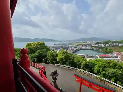 本徳稲荷神社の景色