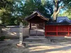 大岡白山神社の末社