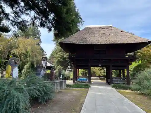 茂林寺の山門