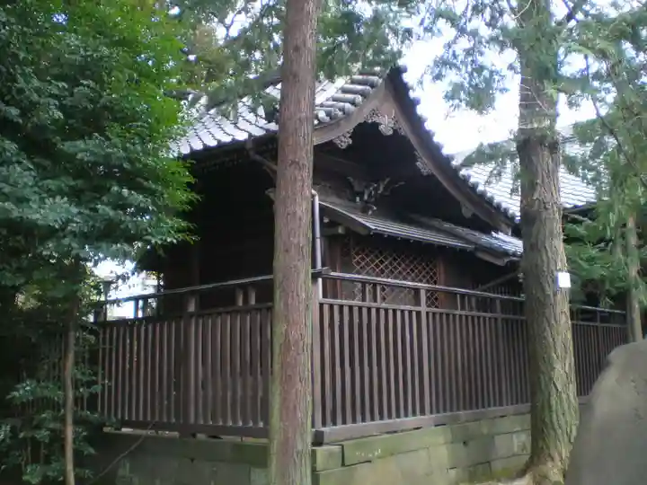 三囲神社の本殿・本堂