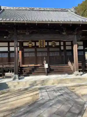 明光寺の{uncategorized: "未分類", other: "その他", undefined: "問題あり", building: "その他建物", grave: "お墓", sacred_gate: "鳥居", guardian: "狛犬", statue: "像", buddha: "仏像", history: "歴史", nature: "自然", garden: "庭園", animal: "動物", pagoda: "塔", temizu: "手水舎", mountain_gate: "山門・神門", sanctuary: "本殿・本堂", subordinate: "末社・摂社", art: "芸術", scenery: "景色", jizo: "地蔵", ema: "絵馬", goshuin: "御朱印", omikuji: "おみくじ", items: "授与品その他", amulet: "お守り", goshuincho: "御朱印帳", eats: "食事", festival: "お祭り", votive_dance: "神楽", shichigosan: "七五三参", wedding: "結婚式", experience: "体験その他", initially: "初詣", around: "周辺", anti_infection: "感染症対策"}