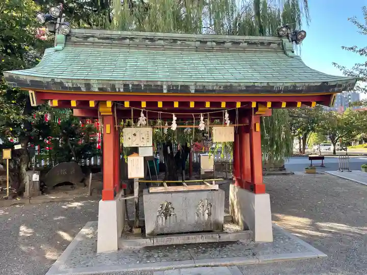 浅草神社の手水舎