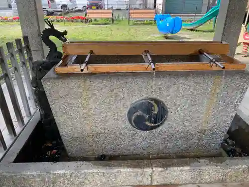 前橋八幡宮の手水舎