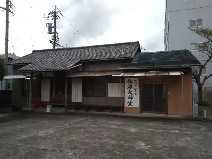 稲荷神社のその他建物