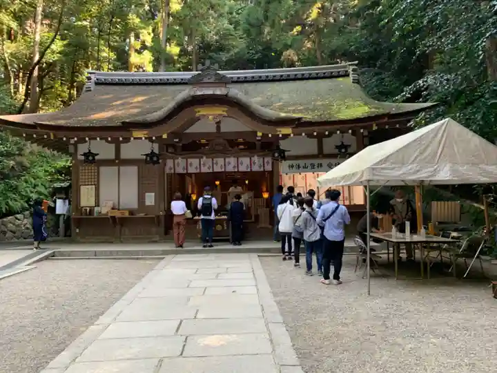 狭井坐大神荒魂神社(狭井神社)の本殿・本堂