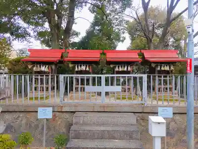 東八幡社の末社・摂社