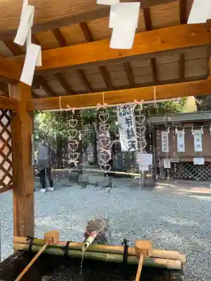 川越熊野神社の{uncategorized: "未分類", other: "その他", undefined: "問題あり", building: "その他建物", grave: "お墓", sacred_gate: "鳥居", guardian: "狛犬", statue: "像", buddha: "仏像", history: "歴史", nature: "自然", garden: "庭園", animal: "動物", pagoda: "塔", temizu: "手水舎", mountain_gate: "山門・神門", sanctuary: "本殿・本堂", subordinate: "末社・摂社", art: "芸術", scenery: "景色", jizo: "地蔵", ema: "絵馬", goshuin: "御朱印", omikuji: "おみくじ", items: "授与品その他", amulet: "お守り", goshuincho: "御朱印帳", eats: "食事", festival: "お祭り", votive_dance: "神楽", shichigosan: "七五三参", wedding: "結婚式", experience: "体験その他", initially: "初詣", around: "周辺", anti_infection: "感染症対策"}