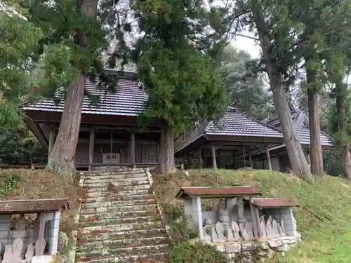 薬師寺の本殿・本堂