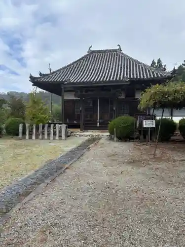 世尊寺(奈良県)