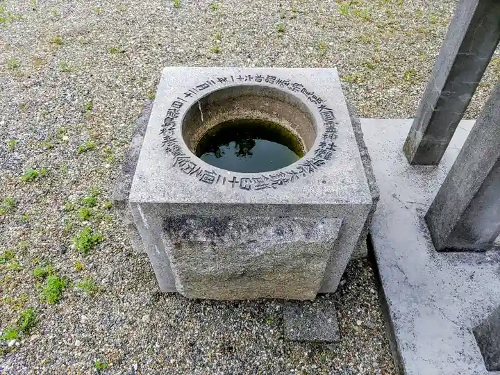 神明社(服岡)のその他建物