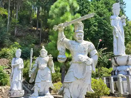 在田寺の仏像