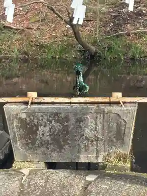 赤城神社(三夜沢町)の手水舎