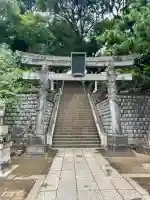 品川神社の{uncategorized: "未分類", other: "その他", undefined: "問題あり", building: "その他建物", grave: "お墓", sacred_gate: "鳥居", guardian: "狛犬", statue: "像", buddha: "仏像", history: "歴史", nature: "自然", garden: "庭園", animal: "動物", pagoda: "塔", temizu: "手水舎", mountain_gate: "山門・神門", sanctuary: "本殿・本堂", subordinate: "末社・摂社", art: "芸術", scenery: "景色", jizo: "地蔵", ema: "絵馬", goshuin: "御朱印", omikuji: "おみくじ", items: "授与品その他", amulet: "お守り", goshuincho: "御朱印帳", eats: "食事", festival: "お祭り", votive_dance: "神楽", shichigosan: "七五三参", wedding: "結婚式", experience: "体験その他", initially: "初詣", around: "周辺", anti_infection: "感染症対策"}