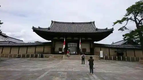 法隆寺の{uncategorized: "未分類", other: "その他", undefined: "問題あり", building: "その他建物", grave: "お墓", sacred_gate: "鳥居", guardian: "狛犬", statue: "像", buddha: "仏像", history: "歴史", nature: "自然", garden: "庭園", animal: "動物", pagoda: "塔", temizu: "手水舎", mountain_gate: "山門・神門", sanctuary: "本殿・本堂", subordinate: "末社・摂社", art: "芸術", scenery: "景色", jizo: "地蔵", ema: "絵馬", goshuin: "御朱印", omikuji: "おみくじ", items: "授与品その他", amulet: "お守り", goshuincho: "御朱印帳", eats: "食事", festival: "お祭り", votive_dance: "神楽", shichigosan: "七五三参", wedding: "結婚式", experience: "体験その他", initially: "初詣", around: "周辺", anti_infection: "感染症対策"}