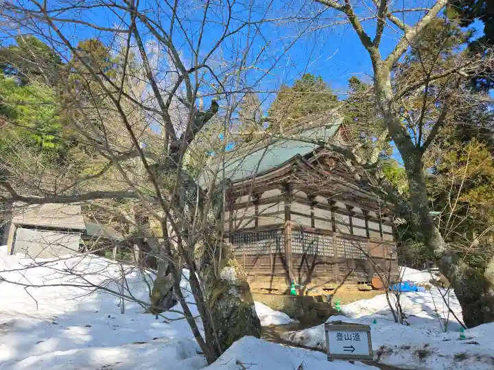 松尾寺の{uncategorized: "未分類", other: "その他", undefined: "問題あり", building: "その他建物", grave: "お墓", sacred_gate: "鳥居", guardian: "狛犬", statue: "像", buddha: "仏像", history: "歴史", nature: "自然", garden: "庭園", animal: "動物", pagoda: "塔", temizu: "手水舎", mountain_gate: "山門・神門", sanctuary: "本殿・本堂", subordinate: "末社・摂社", art: "芸術", scenery: "景色", jizo: "地蔵", ema: "絵馬", goshuin: "御朱印", omikuji: "おみくじ", items: "授与品その他", amulet: "お守り", goshuincho: "御朱印帳", eats: "食事", festival: "お祭り", votive_dance: "神楽", shichigosan: "七五三参", wedding: "結婚式", experience: "体験その他", initially: "初詣", around: "周辺", anti_infection: "感染症対策"}