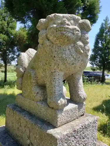 徳市神明社の狛犬