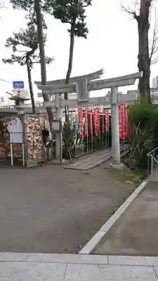 亀有香取神社の鳥居