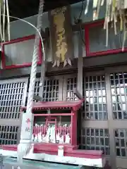 米倉稲荷神社の建物その他