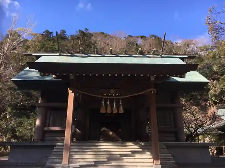 安房神社の本殿・本堂