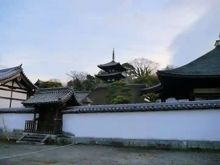 當麻寺のその他建物