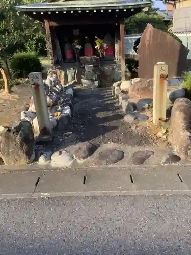 夜泣き地蔵の本殿・本堂