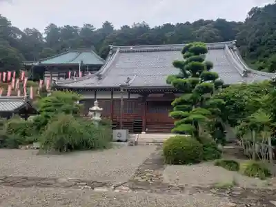 願成寺の本殿・本堂