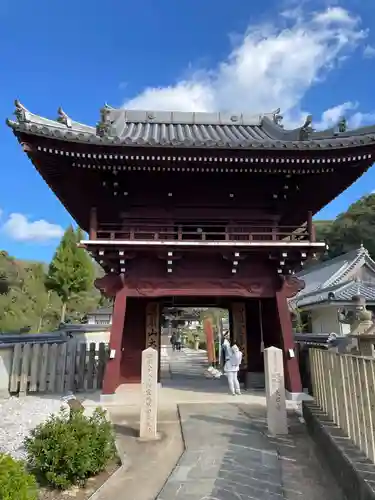 大日寺の山門・神門