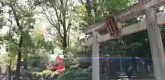 根津神社の鳥居