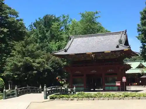 根津神社の山門