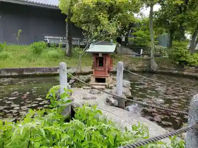 鶴林寺の末社・摂社