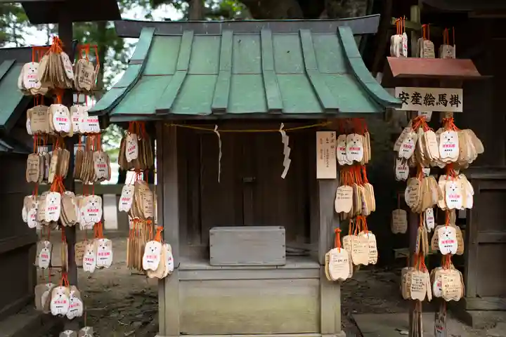 穂高神社本宮の末社・摂社