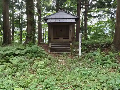 小月山神社のその他建物