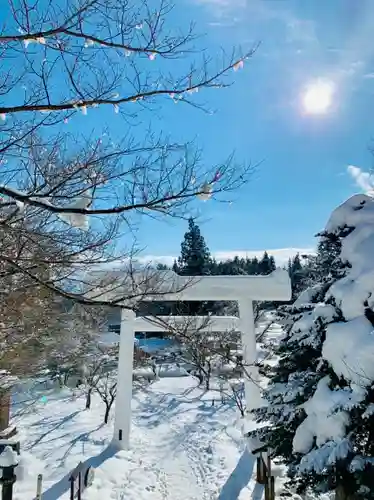 土津神社｜こどもと出世の神さまの鳥居