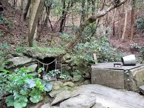 天石門別八倉比売神社の末社