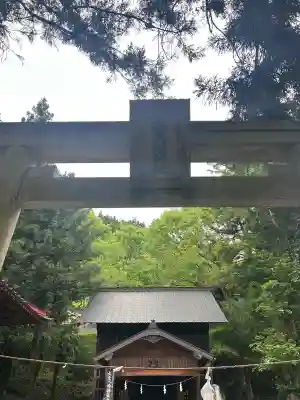 大室八幡神社の{uncategorized: "未分類", other: "その他", undefined: "問題あり", building: "その他建物", grave: "お墓", sacred_gate: "鳥居", guardian: "狛犬", statue: "像", buddha: "仏像", history: "歴史", nature: "自然", garden: "庭園", animal: "動物", pagoda: "塔", temizu: "手水舎", mountain_gate: "山門・神門", sanctuary: "本殿・本堂", subordinate: "末社・摂社", art: "芸術", scenery: "景色", jizo: "地蔵", ema: "絵馬", goshuin: "御朱印", omikuji: "おみくじ", items: "授与品その他", amulet: "お守り", goshuincho: "御朱印帳", eats: "食事", festival: "お祭り", votive_dance: "神楽", shichigosan: "七五三参", wedding: "結婚式", experience: "体験その他", initially: "初詣", around: "周辺", anti_infection: "感染症対策"}